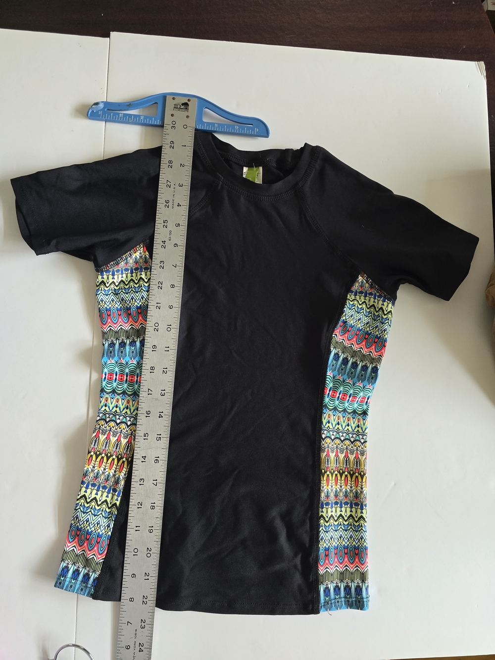 N For Next Black Short-Sleeve Rash Guard with Bright Patterned Side Panels
